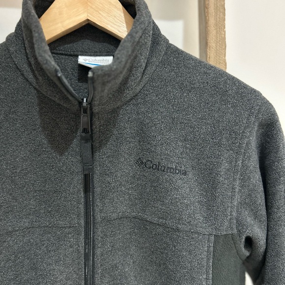 Columbia Gray Black Full-Zip Fleece Jacket Side Zip Pockets Boys Size 10-12 - Picture 2 of 8